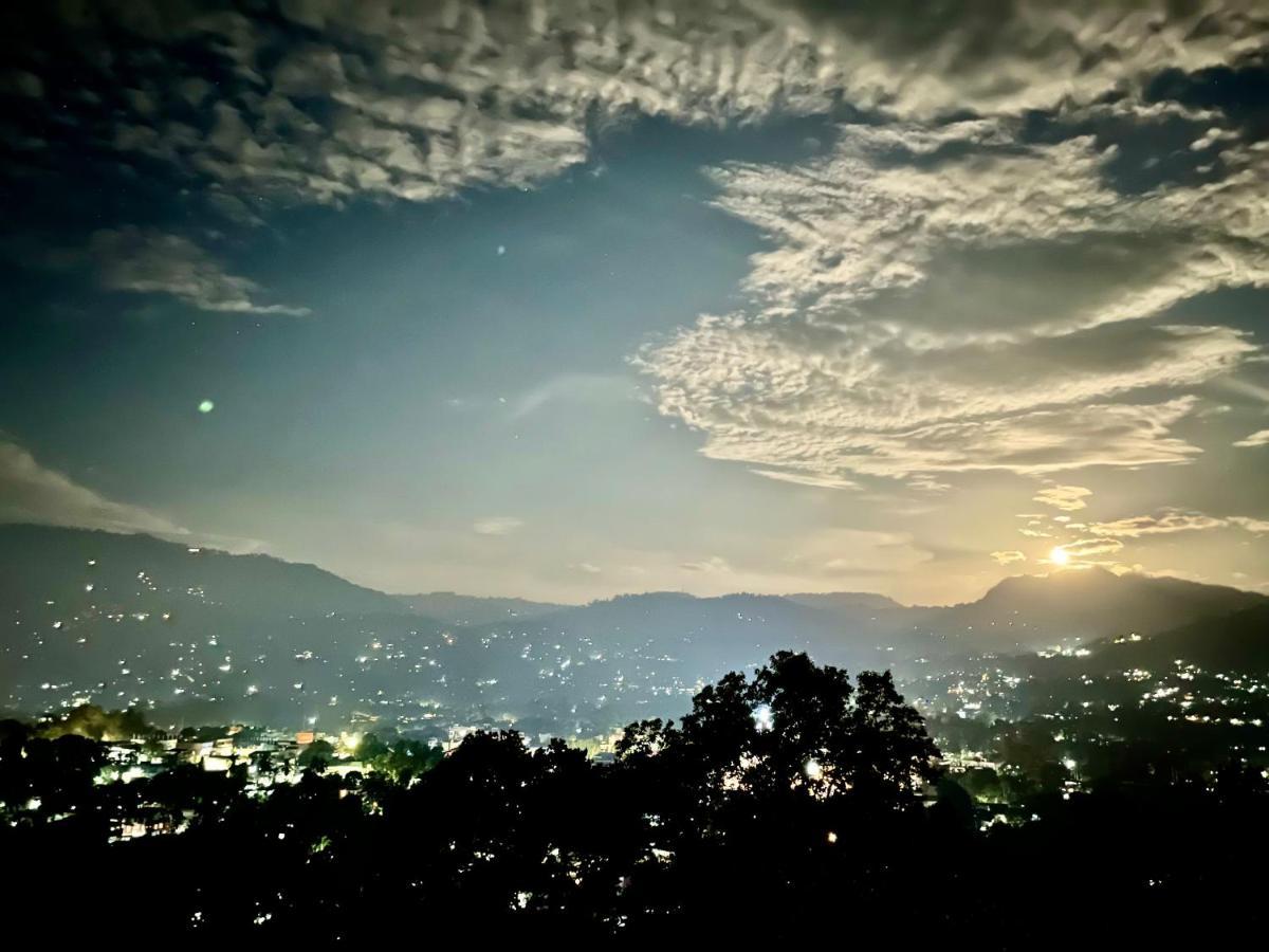 360 City View Badulla Exteriör bild
