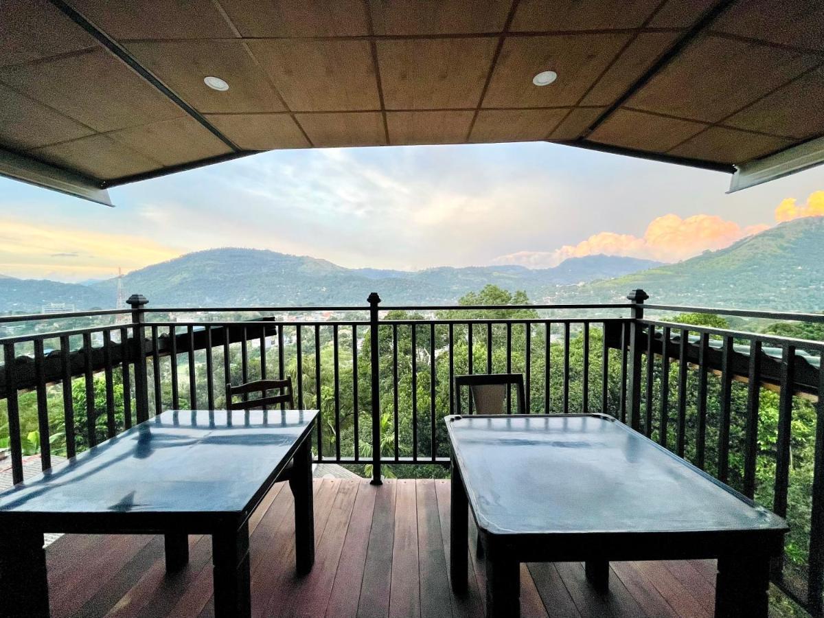 360 City View Badulla Exteriör bild